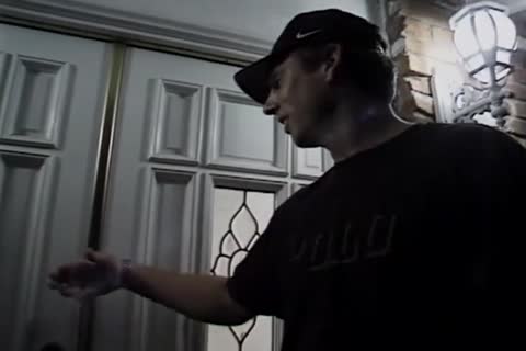 El legendario Tilf es chupado y digitada