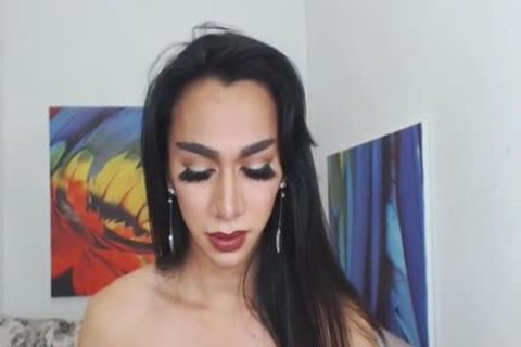 chico salvaje haciendo juguete de culo duro