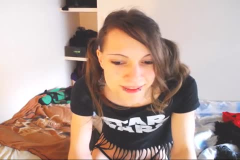Star-Wars-Fanmädchen hat einen riesigen süßen Stab