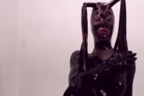 wicked ebon tranny In Latex