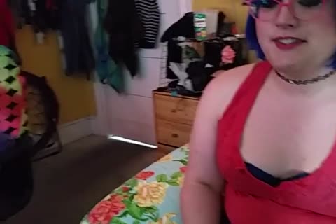 Juego de roles trans chica garganta profunda culo sucio con papá hombre