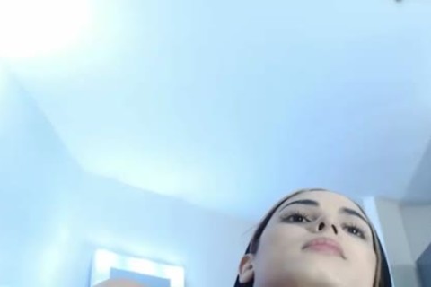 chica chicana sucia transexual desnudándose en cámara web