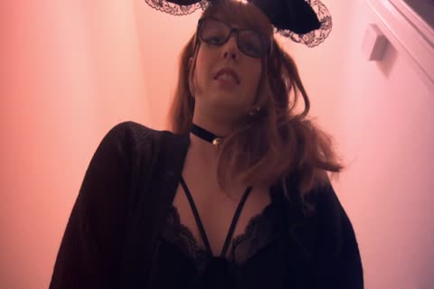 Golpeando duro a una pelirrubia muy pervertida
