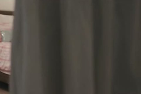 TS Khloe deja que papá le chupe la polla