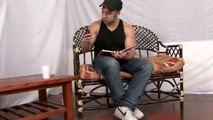 ella es una puta profesional