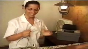 Conoce a la jugosa enfermera transsexual