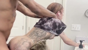 LA'ROSE SAINT TAKES A hammering