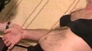 Sperma auf den Lippen