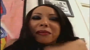 dama tetona twink envolvendo y follando a su compañero
