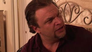 Devil's Film: Blondine Trans-Babys teilen ihre großen Stangen