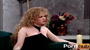 Buen follada en compañía de morena con tacones altos