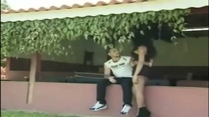 latina tetona transexual cogida por el culo